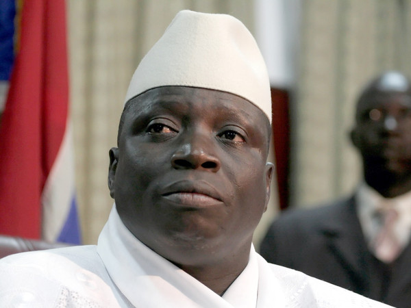 Retrato de Yahya Jammeh, Presidente de Gambia