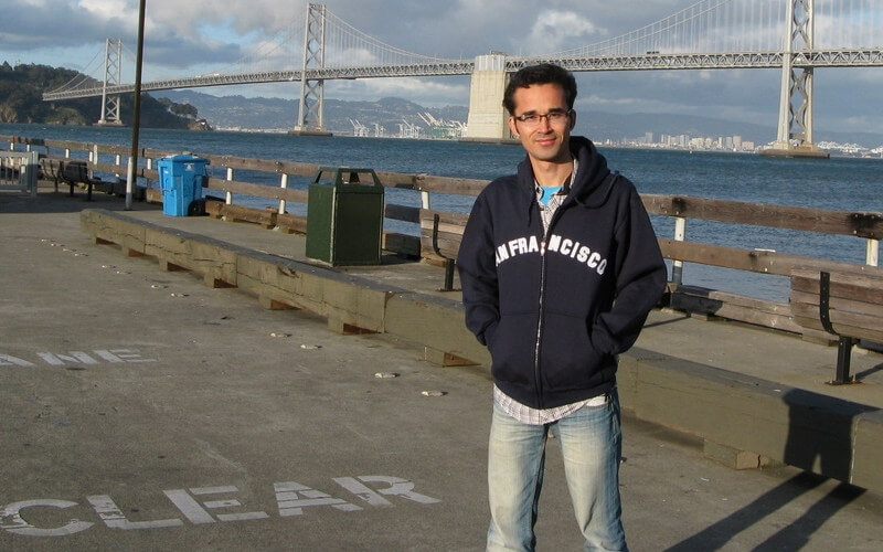 Omid Kokabee en una visita a San Francisco