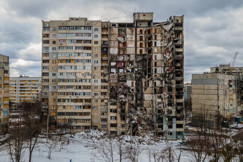 vista aérea de edificios dañados por los bombardeos