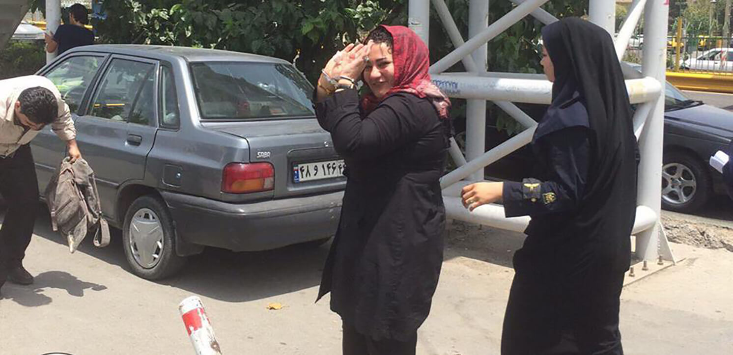 Atena Daemi, defensora de los derechos humanos iraní encarcelada