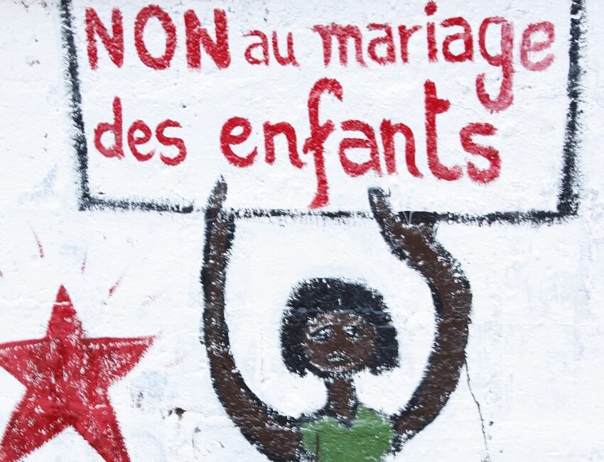 Cartel contra el matrimonio infantil