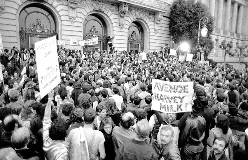 Manifestación tras la muerte de Harvey Milk