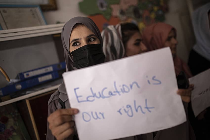 Manifestación en favor de la una educación igualitaria en Afganistán