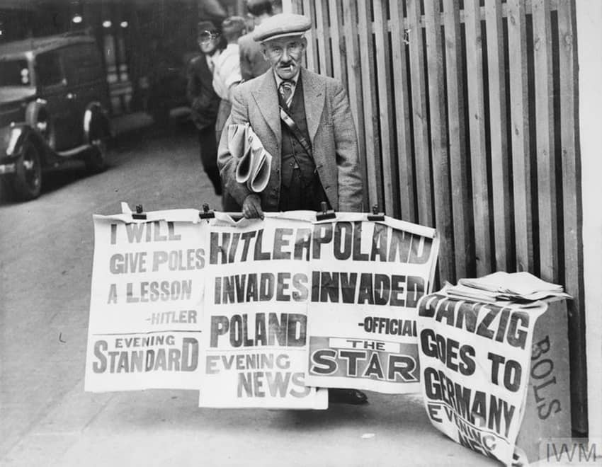 Rapartidor de periódicos durante la Segunda Guerra Mundial