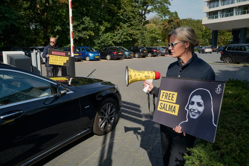 Manifestación a favor de Salma al-Shehab. El Mundial 2034 y Arabia Saudí