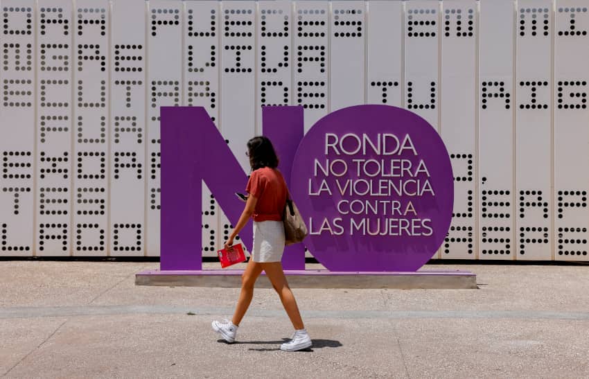 En el Día Internacional contra la Violencia de Género denunciamos la que todavía persiste en España