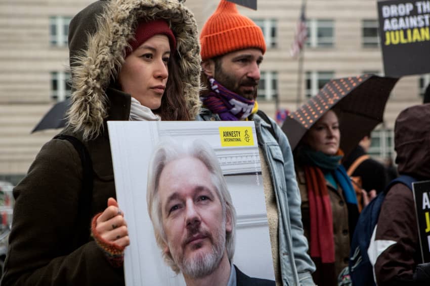 Acción de Amnistía Internacional a favor de Julian Assange